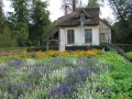 Versaile_House_02.jpg